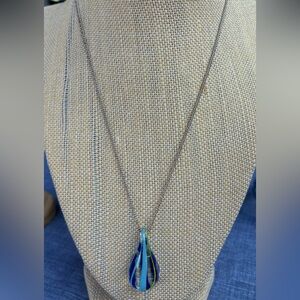 Tear Drop Glass Pendant Necklace